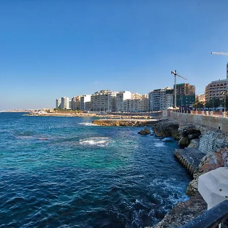Amazing 3br Beachfront In Tower Rd By 360 Estates *