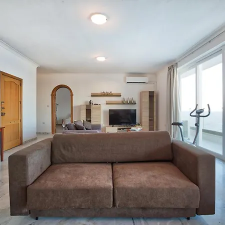 Amazing 3br Beachfront In Tower Rd By 360 Estates Апартаменты